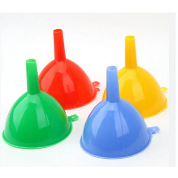 műanyag tölcsér 12cm